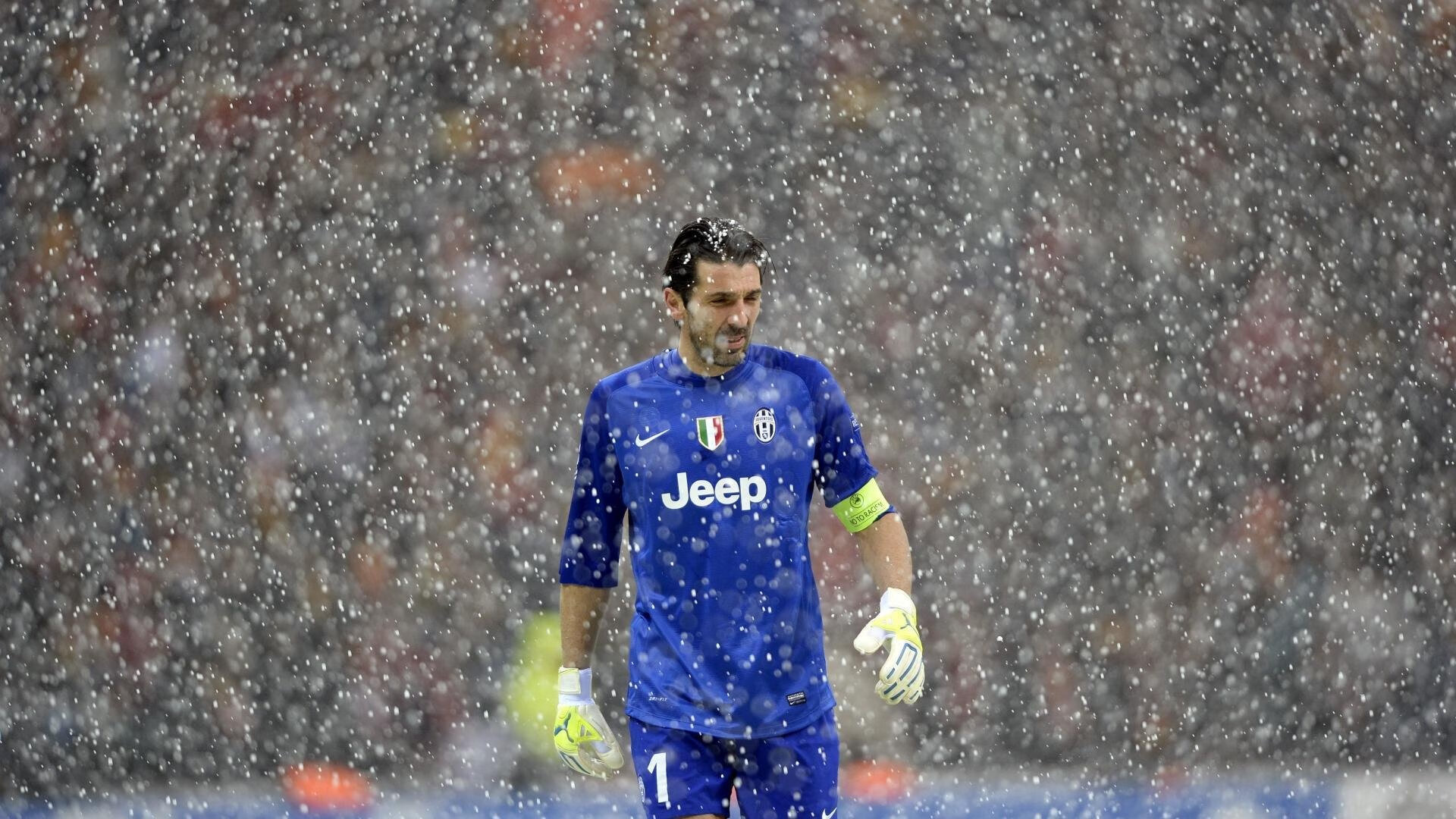 水球终场绝杀波兰逆转取胜,水球2021